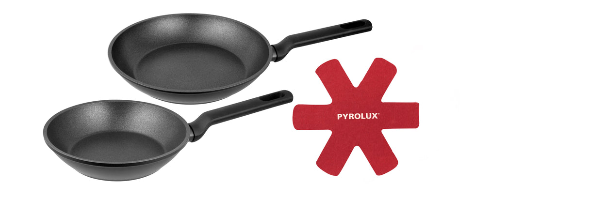 2 Piece Set - 20, 26cm Fry Pans & Pan Protector