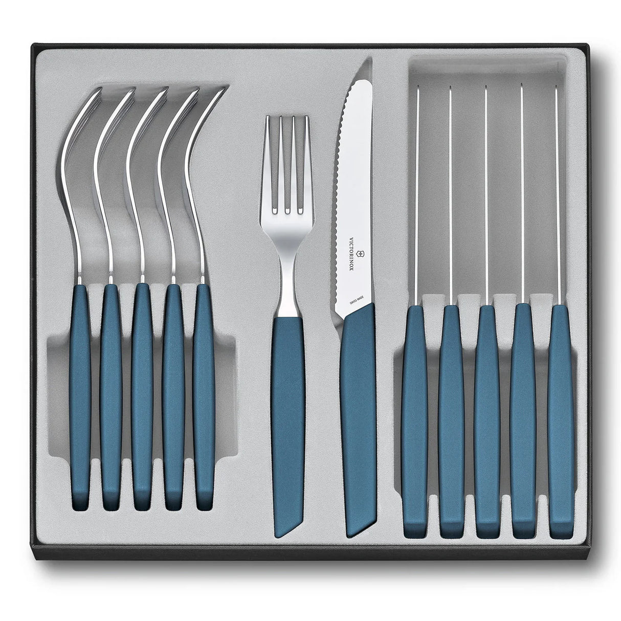 Table Set (Tomato Knife), Wavy Edge 12 Piece - Cornflower