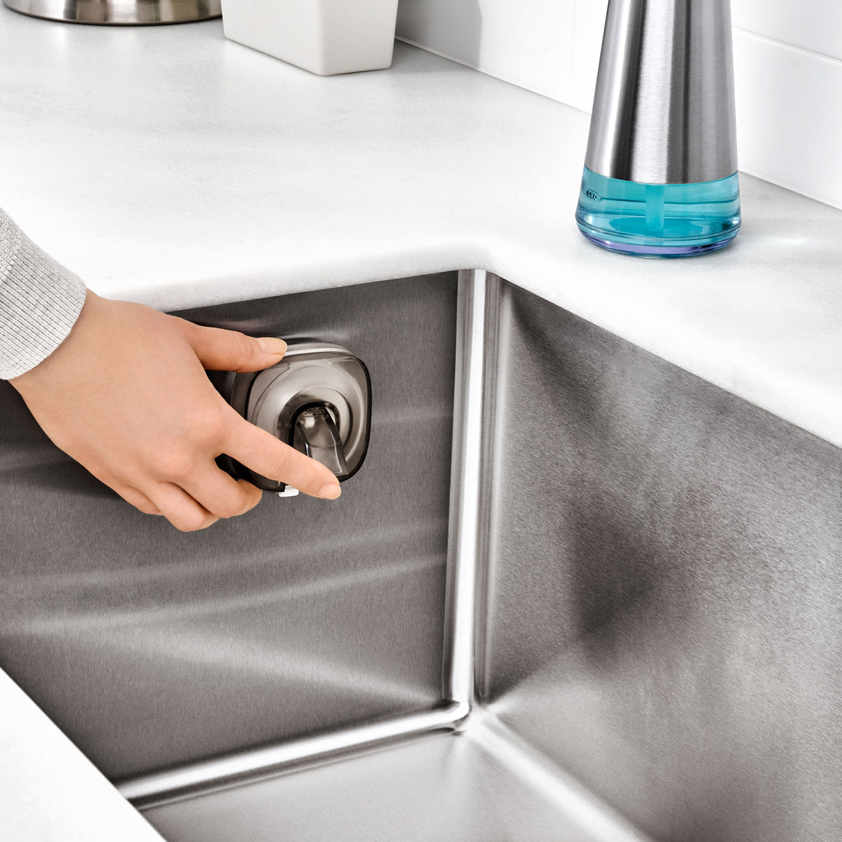 48659 - StrongHold™ Suction Sink Caddy