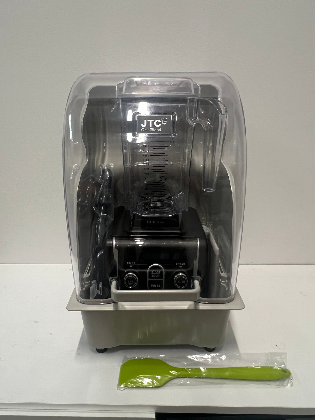 JTC OmniBlend 900AQ with OmniShield I Commercial Blender 1.5 Litre D Jug Set