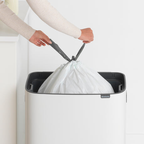 BO Touch Bin 60L White - 1981 (2)