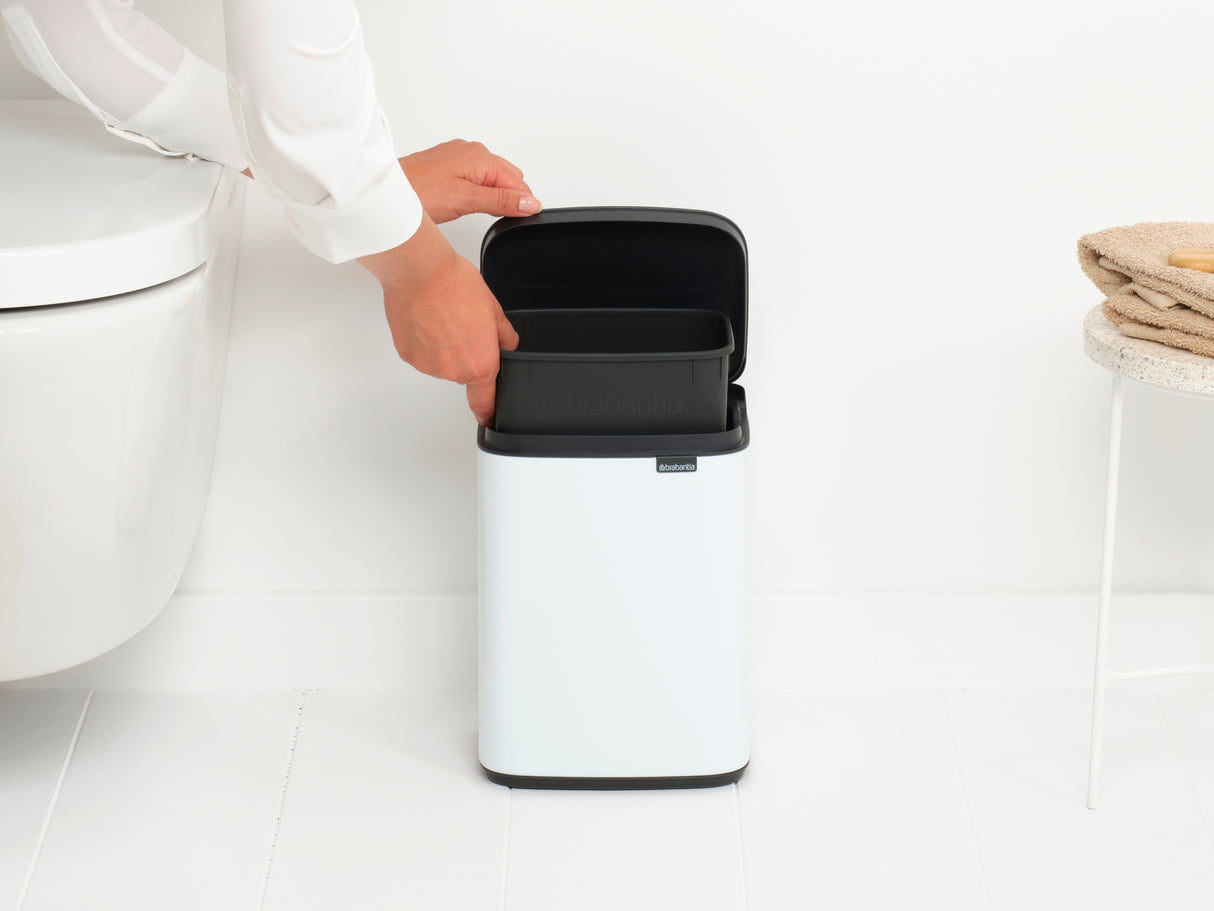 BO Waste Bin 4L White - 2753 (12)