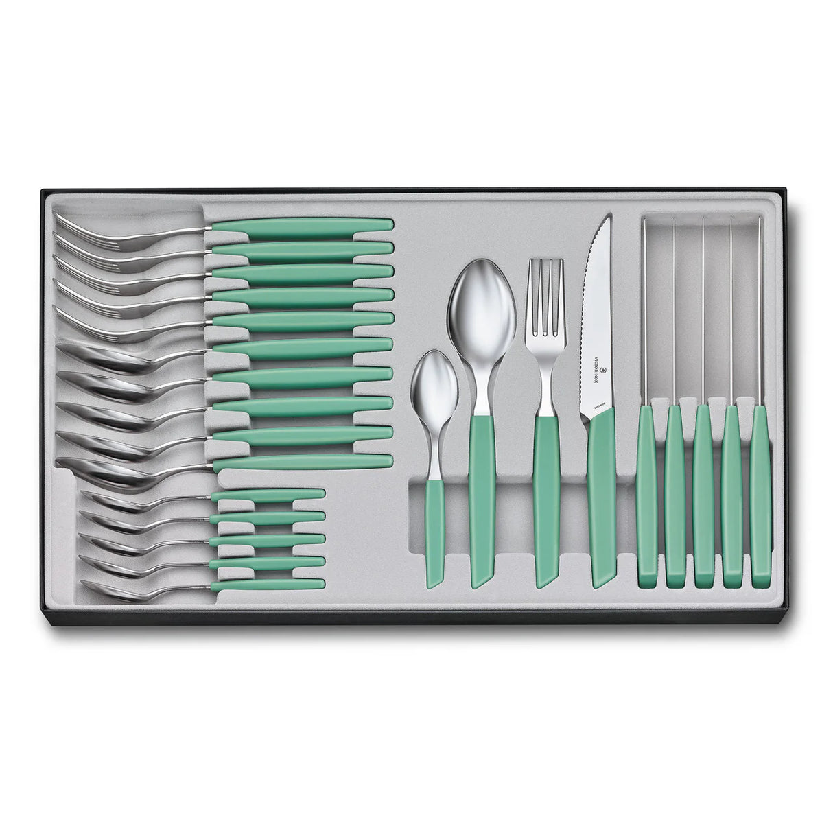 Table Set (Steak Knife), Pointed Tip Wavy 24 Piece - Mint