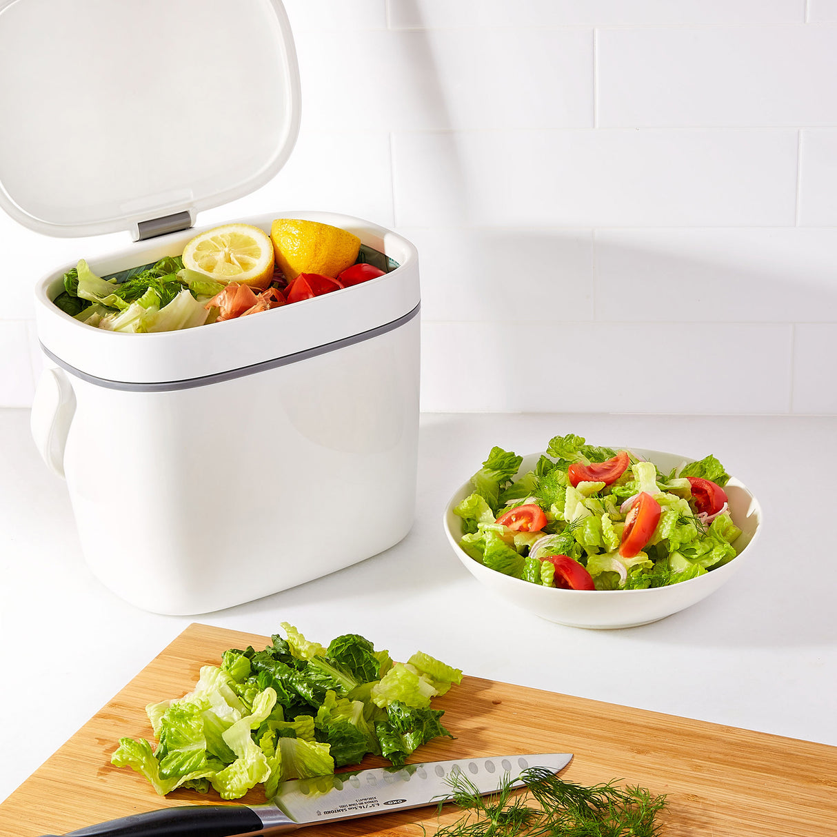 Easy-Clean Compost Bin