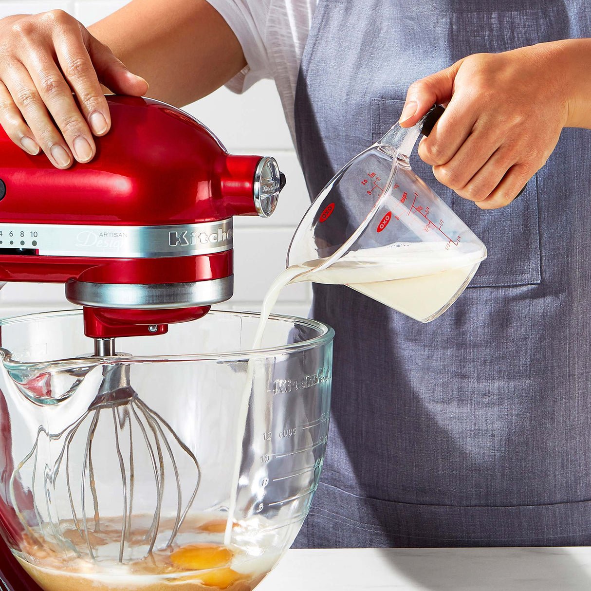 Angled Measuring Cup - 4 Cup/ 1L