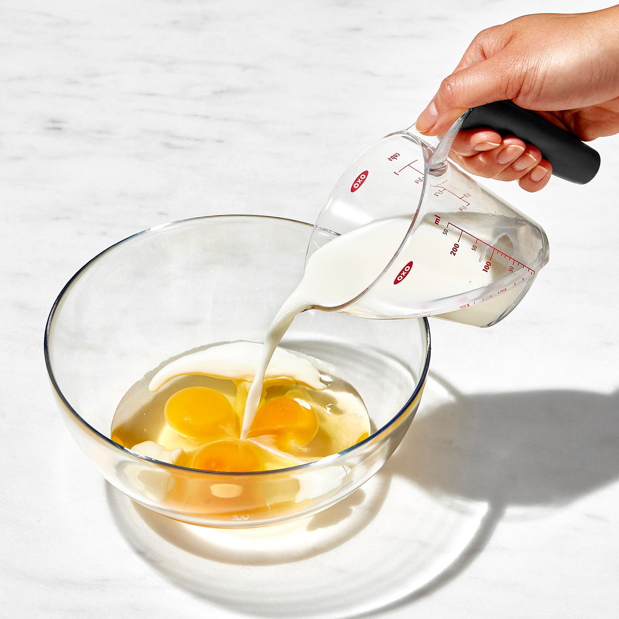 Angled Measuring Cup - 4 Cup/ 1L